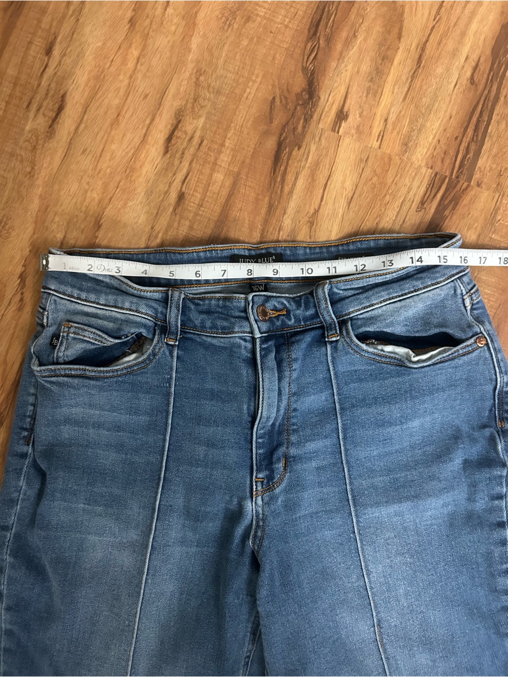 Judy Blue Kimberly Front Seam Detail Cuffed Straight Fit Jeans Womens Size 16 - Picture 10 of 12